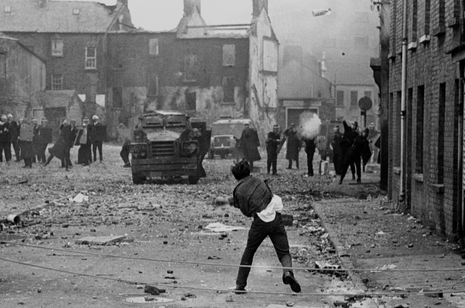 Riot in Derry's Bogside 1969